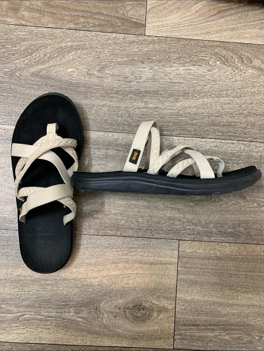 Teva Women’s Voya Zillesa Sandal - Picture 5 of 7